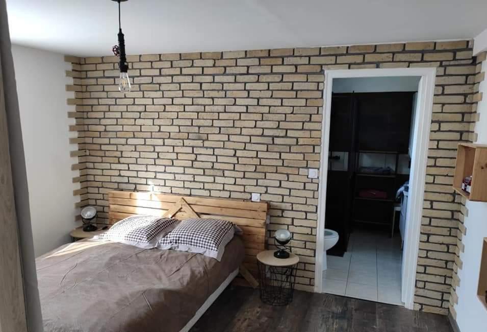 Le Ranch - Chambres Privees - Proche Centre Ville Reims Exterior photo
